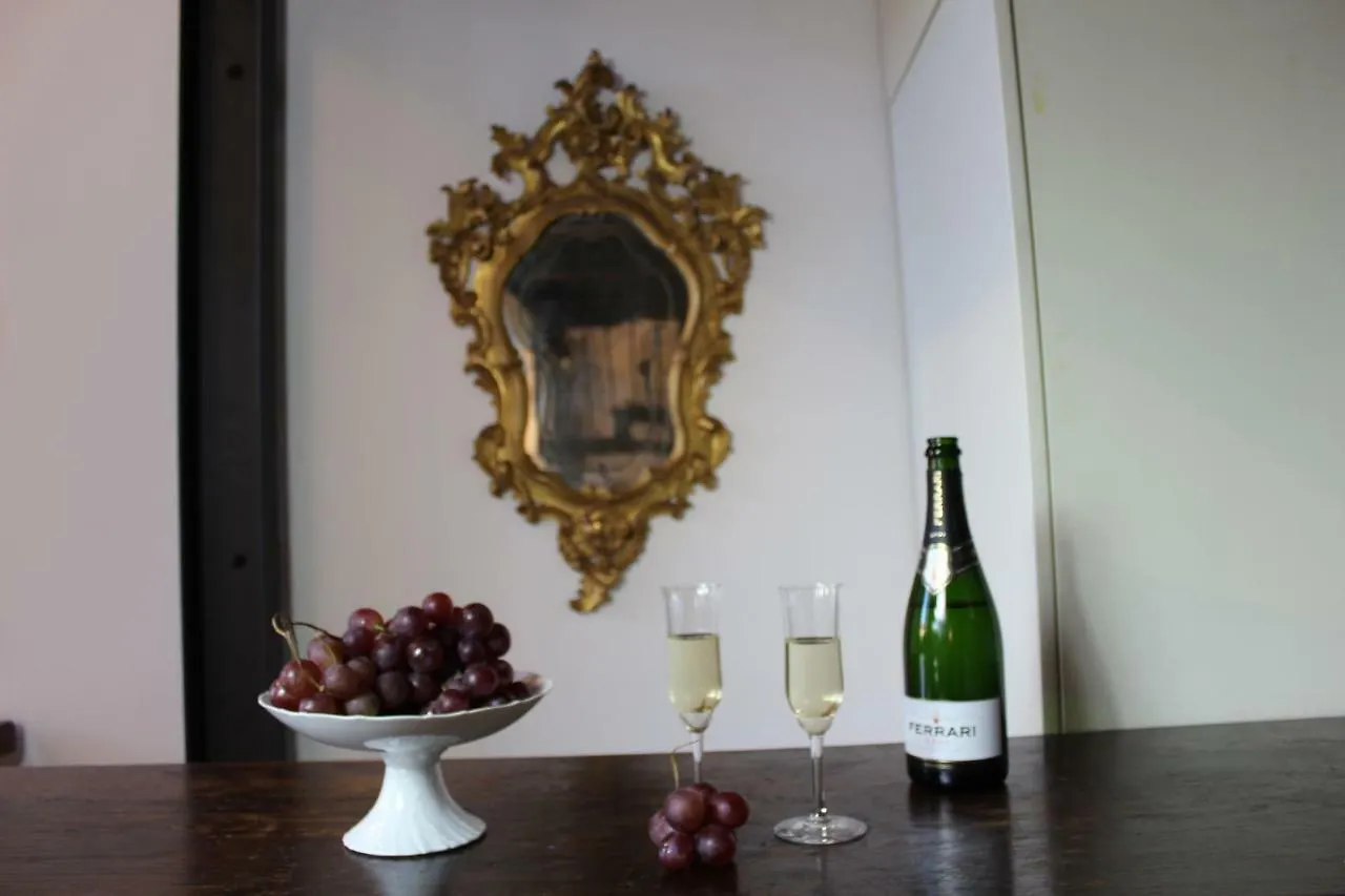 アパート ボローニャPalazzo Bernacchi Open Spaceアパートメント イタリア