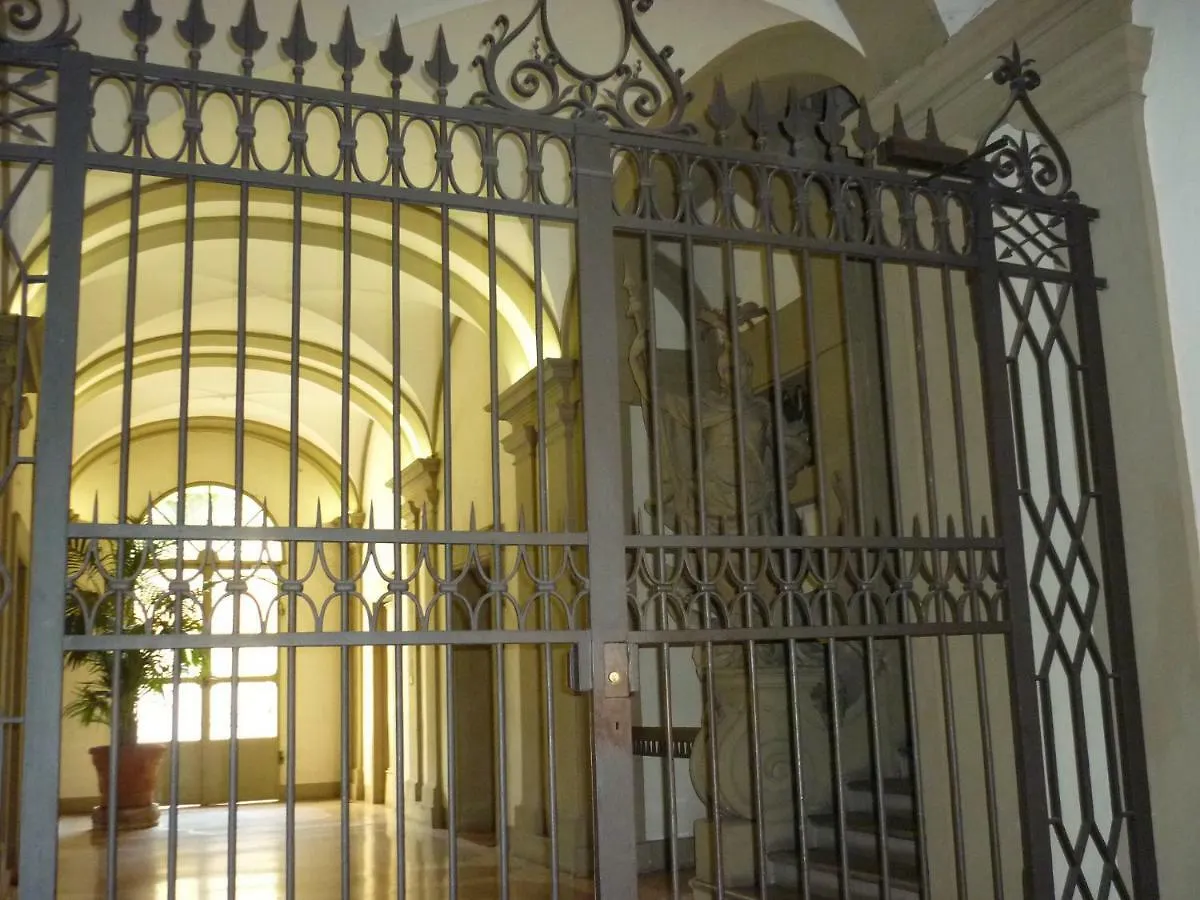 ボローニャPalazzo Bernacchi Open Spaceアパートメント アパート