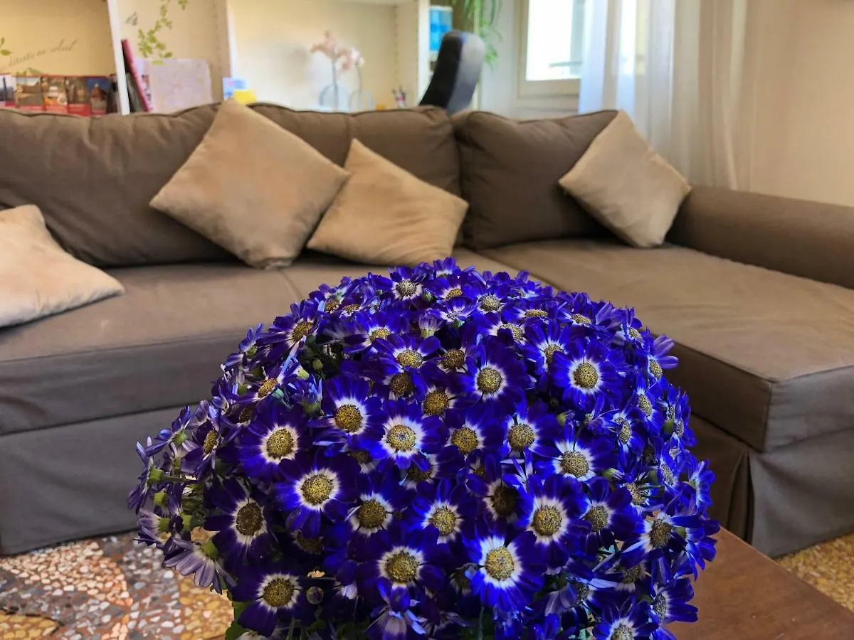 アパート ボローニャPalazzo Bernacchi Open Spaceアパートメント